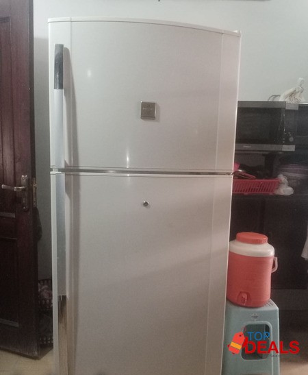 Dawlance fridge large size for sale