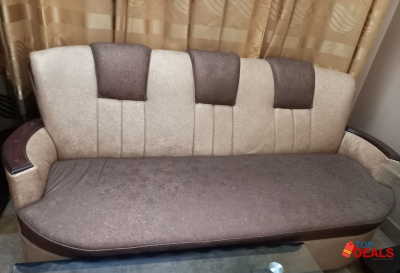 Sofa set with Table